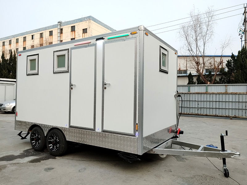 14ft Length 4 Stall Luxury Mobile Toilet Trailer 