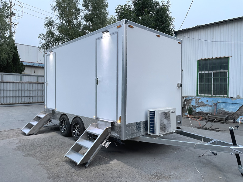 14ft 2 Rooms 4 Stall Mobile Toilet Trailer